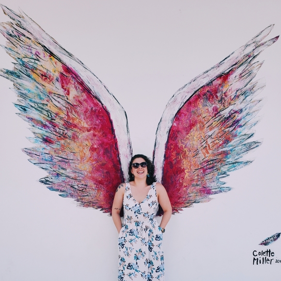 Meet your Posher, Stephanie - Picture 1 of 1